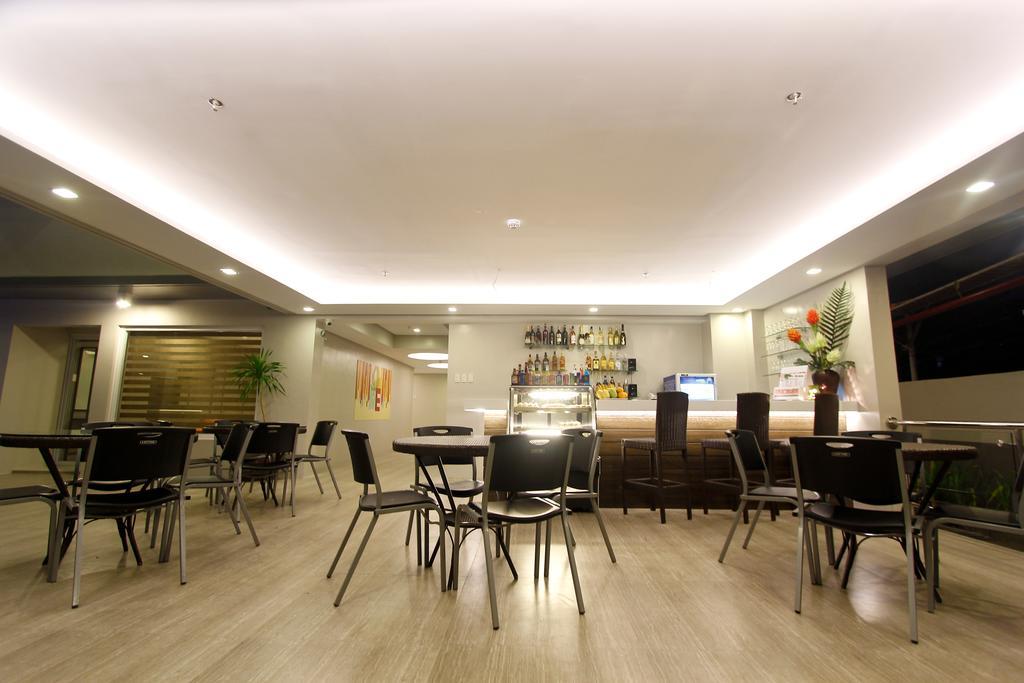 โรงแรมโบราไกย์ อัพทาวน์ Balabag  ภายนอก รูปภาพ
